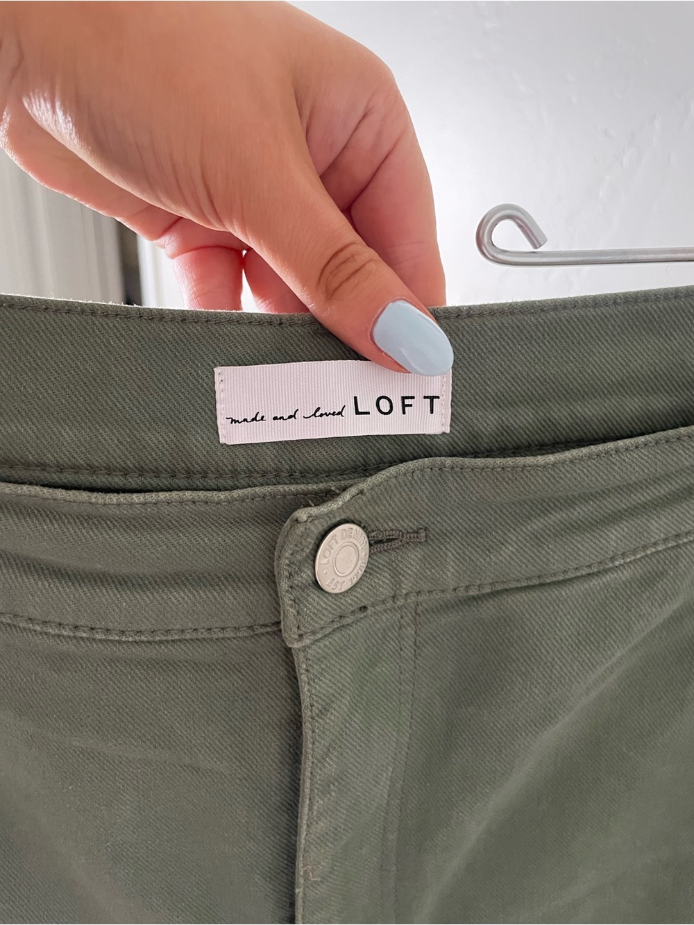 LOFT Olive Green Wide-Leg Cargo Jeans - Picture 3 of 4